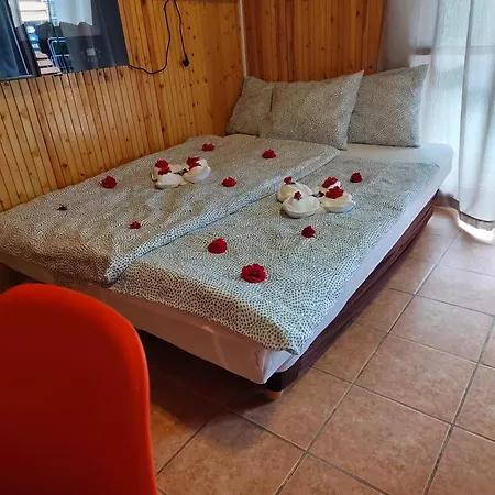 Tuenderrozsa Horgaszkucko 3* Gyomaendrőd