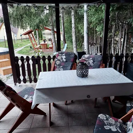 Hotel Tuenderrozsa Horgaszkucko 3*
