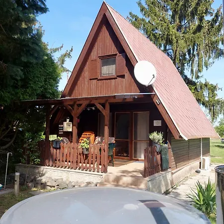 Tuenderrozsa Horgaszkucko